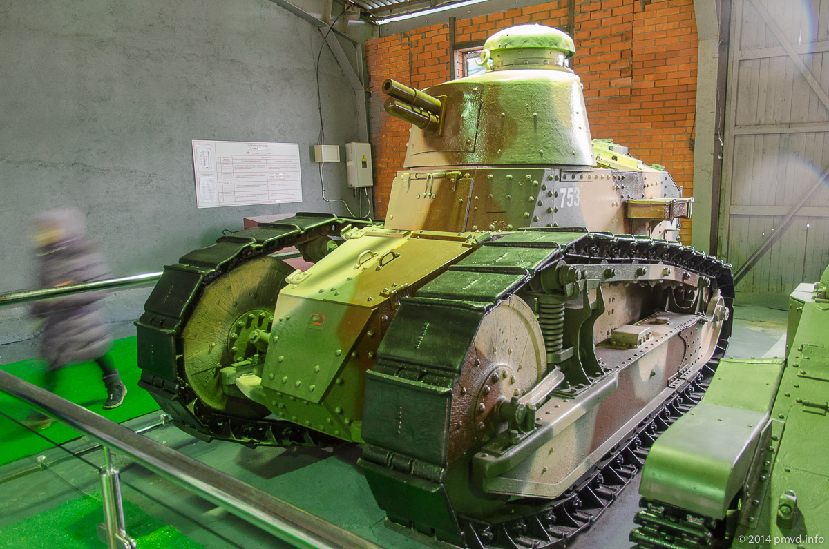 Renault FT17 в танковом музее Кубинки