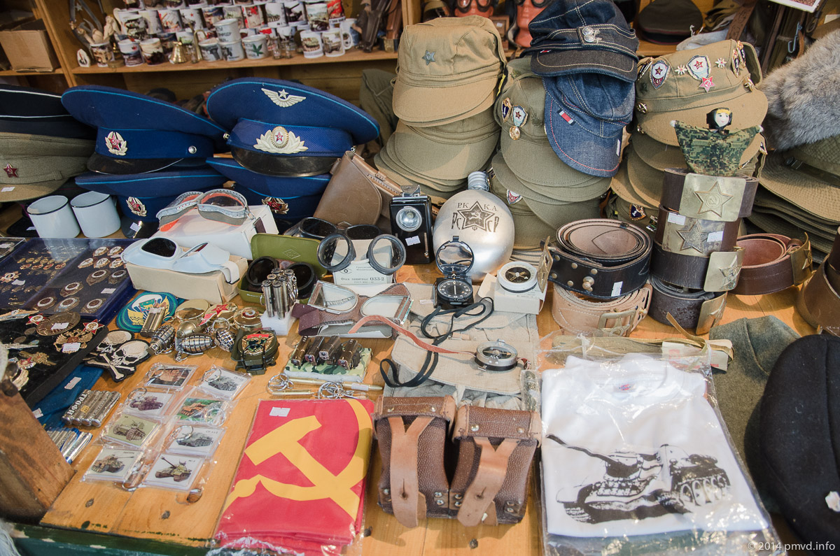 Сувениры в танковом музее Кубинки